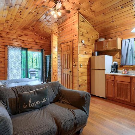 Blue Rose Cabins - Wildwoods Cabin Logan Dış mekan fotoğraf