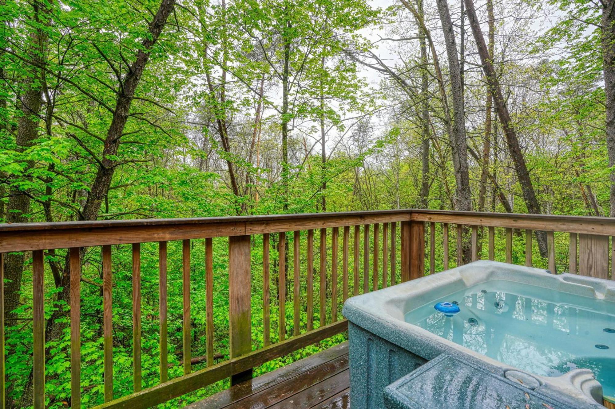 Blue Rose Cabins - Wildwoods Cabin Logan Dış mekan fotoğraf
